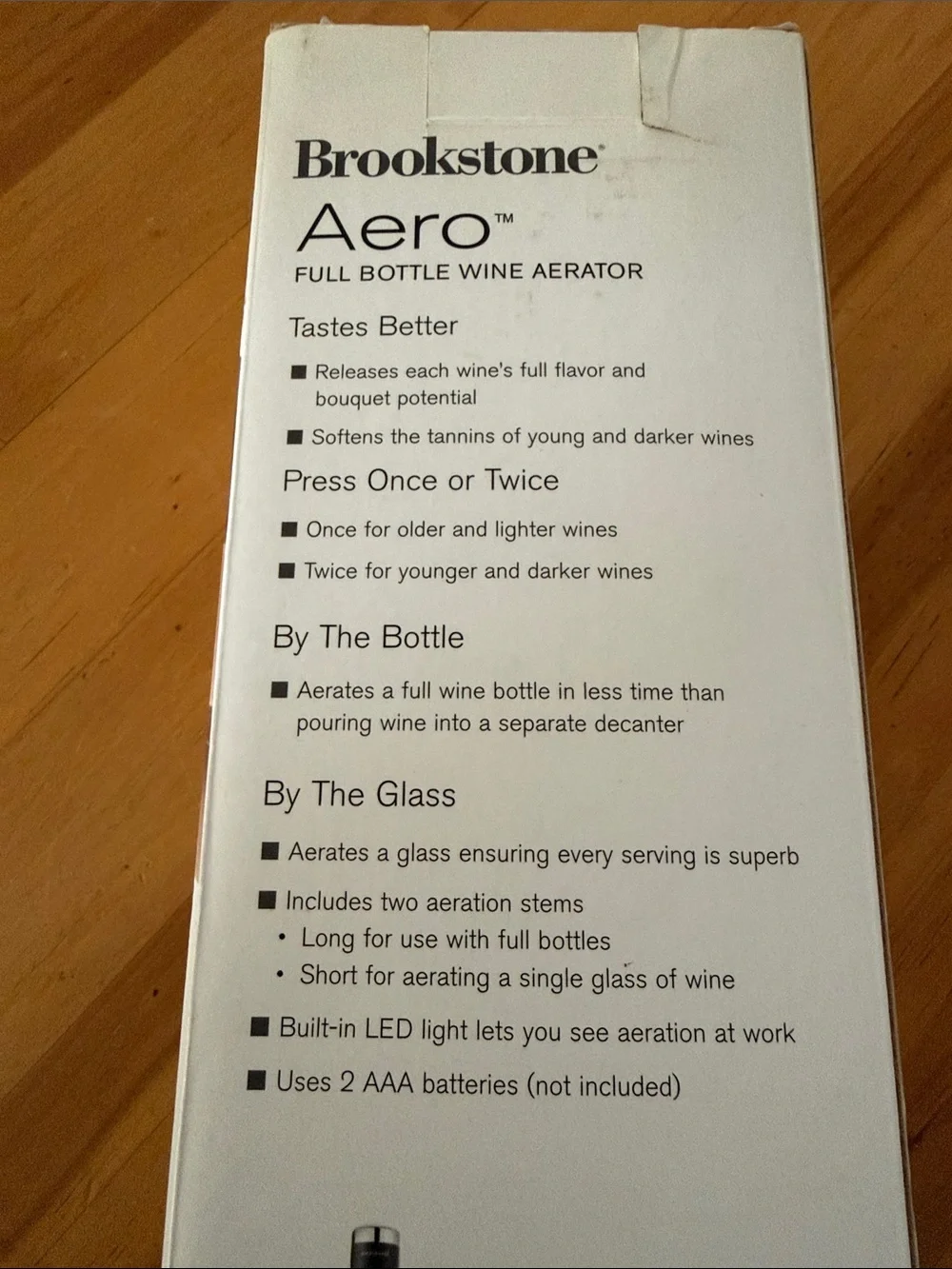 NWT Brookstone Aero Full Bottle Wine Aerator, use for bottle or by the glass